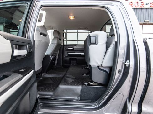 Used 2018 Toyota Tundra Limited image 29