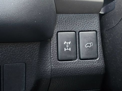 Used 2016 Toyota RAV4 Limited w/ Advanced Technology Package AWD/4WD image 32