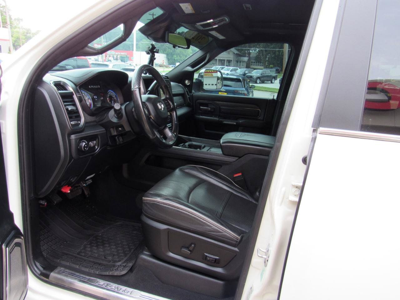 Used 2021 RAM 3500 Limited AWD/4WD image 17