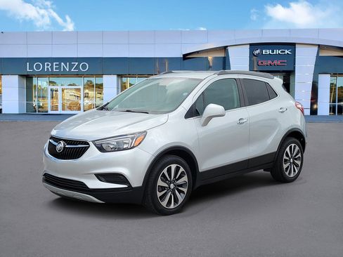Used 2022 Buick Encore Preferred FWD image 1