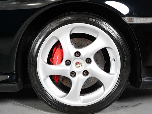 Used 2001 Porsche 911 Turbo AWD/4WD image 28