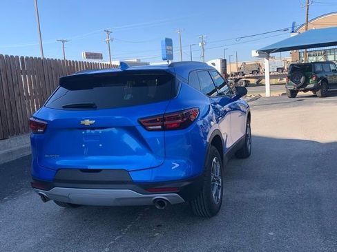 Used 2024 Chevrolet Blazer LT w/ Convenience Package image 5