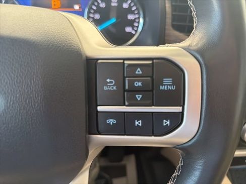 Used 2024 Ford Expedition Limited AWD/4WD image 16