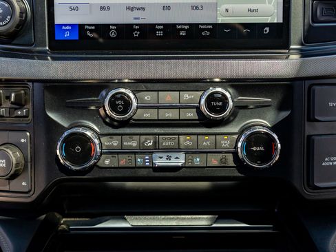 Used 2025 Ford F450 Platinum image 27