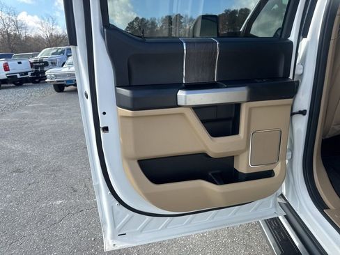 Used 2021 Ford F350 Lariat w/ Lariat Ultimate Package image 30