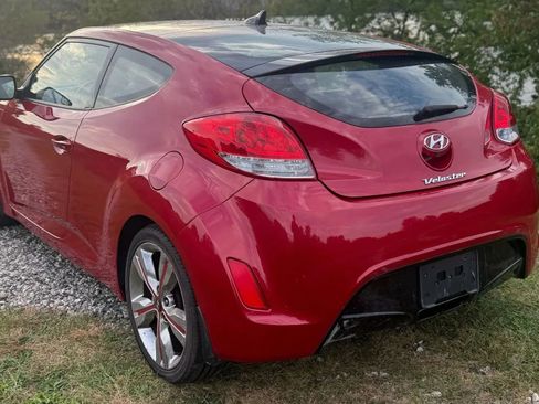 Used 2016 Hyundai Veloster w/ Option Group 02 image 5