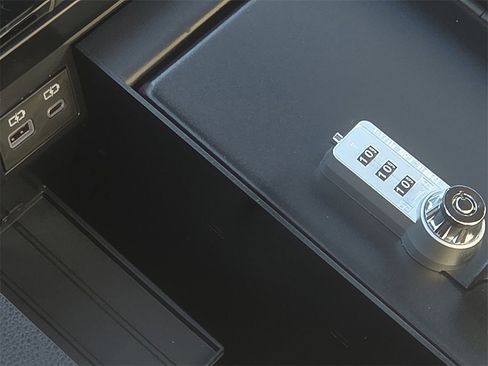 New 2026 Toyota Tundra Limited image 24