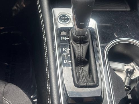 Used 2023 Nissan Altima 2.5 SV w/ SV Premium Package FWD image 16