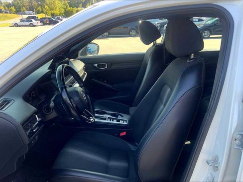 Used 2025 Honda Civic Sport image 8