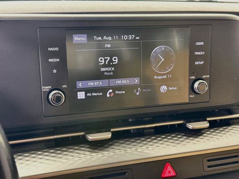 Used 2022 Kia Carnival LX FWD image 11