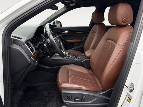 Used 2019 Audi Q5 2.0T Premium Plus w/ Premium Plus Package image 14