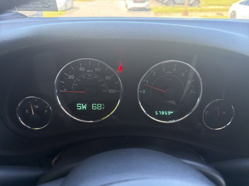 Used 2016 Jeep Wrangler Unlimited Sport w/ Connectivity Group AWD/4WD image 20