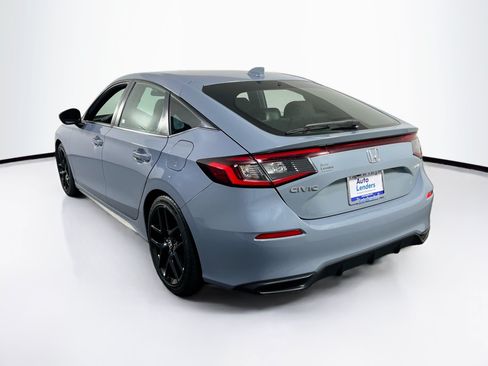 Used 2023 Honda Civic Sport image 7