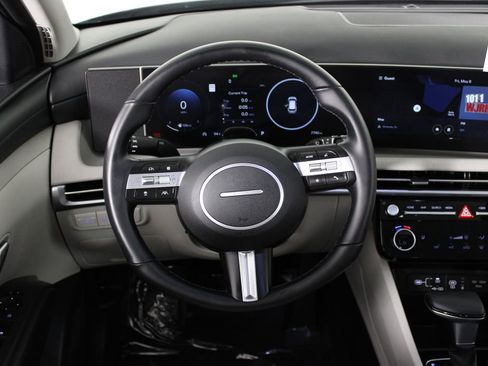 Certified 2025 Hyundai Tucson SEL FWD image 22