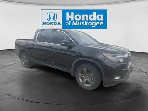 Used 2023 Honda Ridgeline RTL image 2