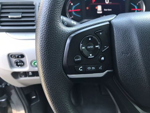 Used 2019 Honda Pilot LX image 16