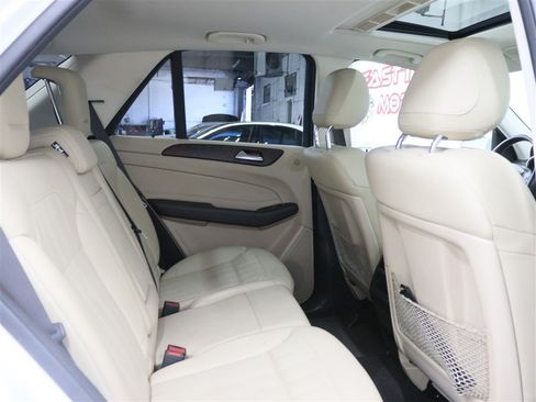 Used 2019 Mercedes-Benz GLE 400 4MATIC image 20