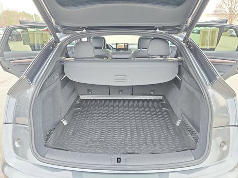 Used 2023 Audi Q5 2.0T Premium Plus w/ Premium Plus Package image 12