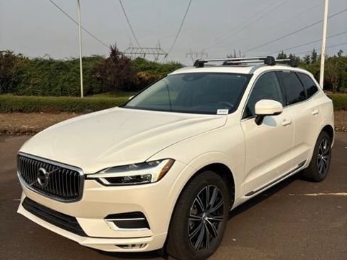 Used 2020 Volvo XC60 T6 Inscription w/ Protection Package Premier AWD/4WD image 4
