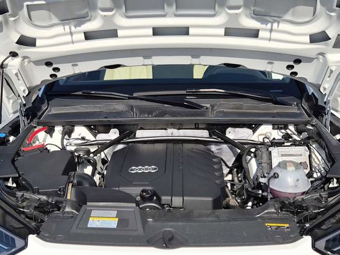 Certified 2023 Audi Q5 Premium w/ Convenience Package image 13