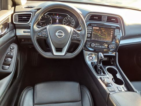 Used 2023 Nissan Maxima SV w/ Floor Mat Group image 2