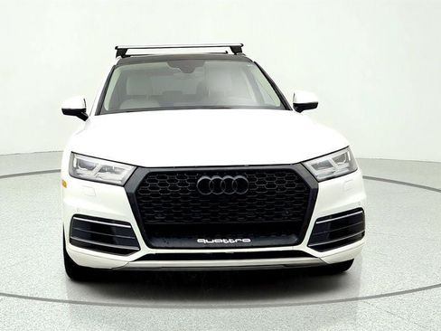 Used 2018 Audi Q5 2.0T Premium Plus w/ Premium Plus Package AWD/4WD image 2