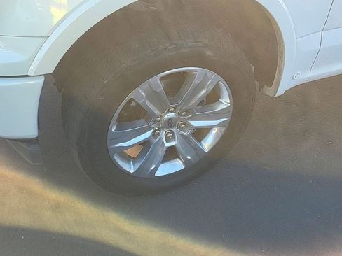 Used 2020 Ford F150 Platinum w/ Equipment Group 701A Luxury AWD/4WD image 16