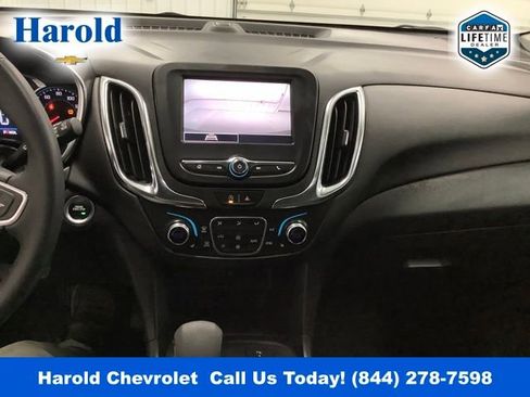 Used 2024 Chevrolet Equinox LT image 17
