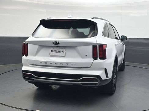 Used 2021 Kia Sorento S FWD image 5