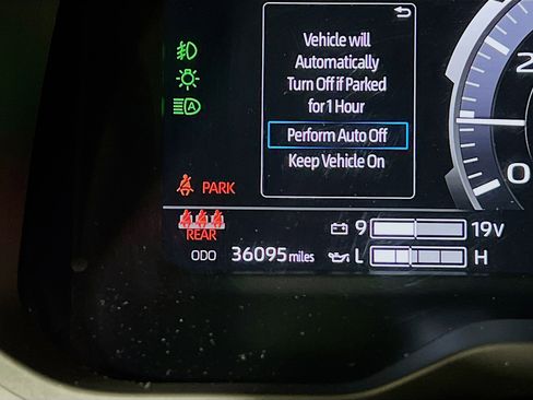 Used 2024 Toyota Tundra Capstone AWD/4WD image 13