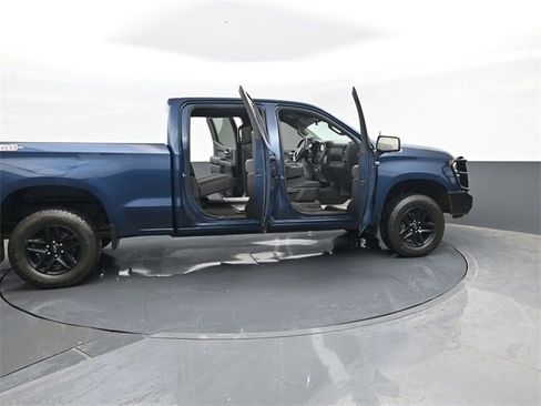 Used 2019 Chevrolet Silverado 1500 Custom Trail Boss w/ Custom Convenience Package image 28