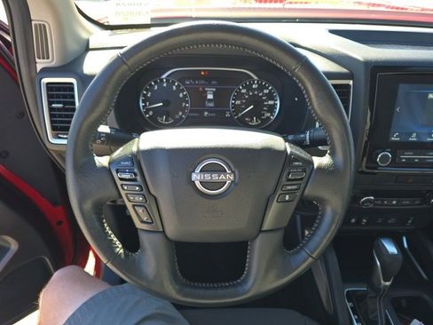 Used 2022 Nissan Frontier SV image 22