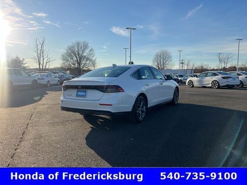 Certified 2024 Honda Accord EX image 8