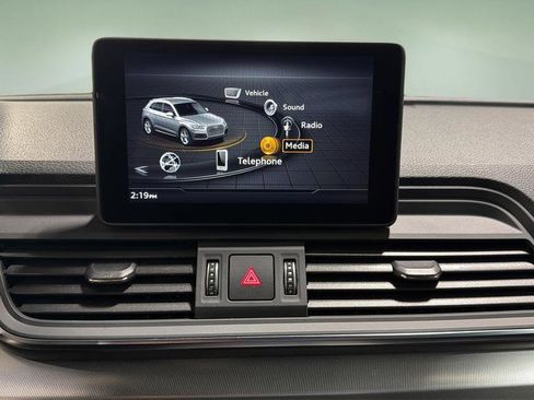 Used 2020 Audi Q5 2.0T Premium image 26