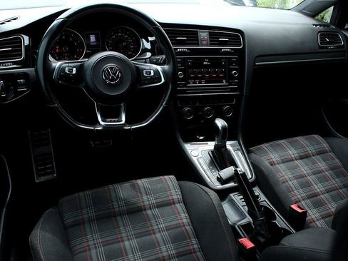 Used 2019 Volkswagen GTI Rabbit Edition image 16