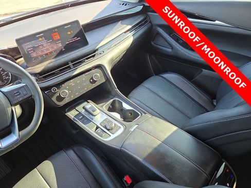 Used 2025 INFINITI QX60 Pure image 14