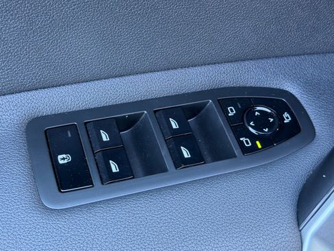 Used 2026 BMW iX xDrive60 w/ M Sport Package image 13