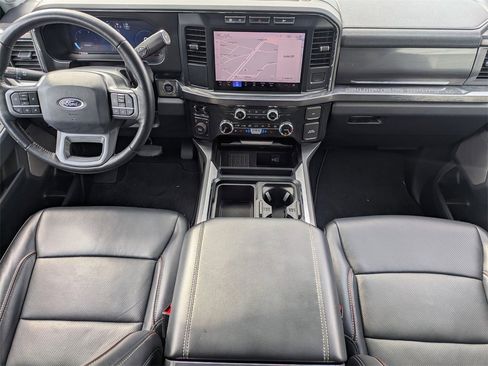 Used 2024 Ford F250 Lariat image 2