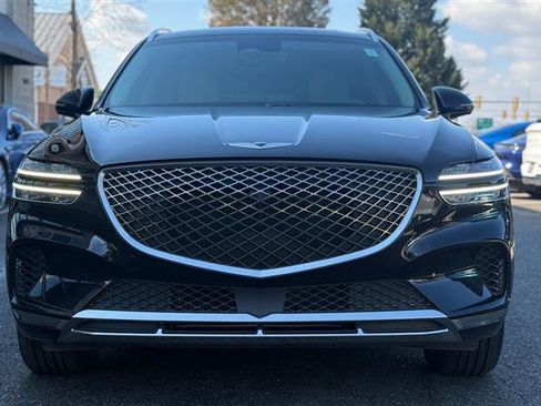 Used 2022 Genesis GV70 2.5T w/ Advanced Package image 8