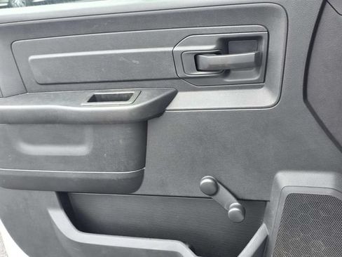 Used 2022 RAM 5500 Tradesman RWD image 21
