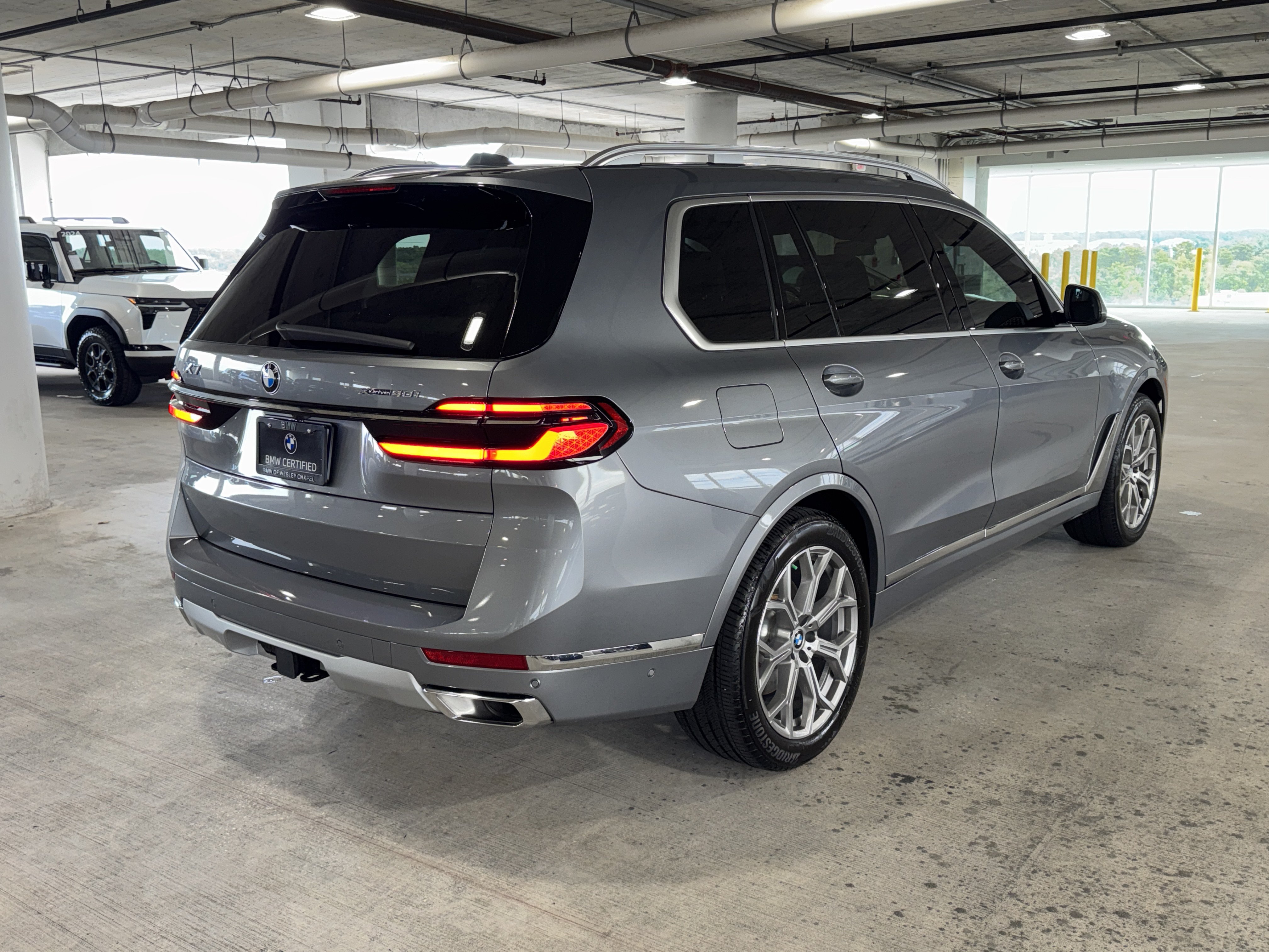 Certified 2025 BMW X7 xDrive40i w/ Executive Package AWD/4WD image 8