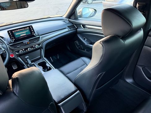 Used 2018 Honda Accord Sport image 56