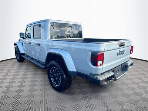 Used 2023 Jeep Gladiator Overland image 6