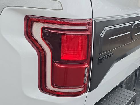 Used 2018 Ford F150 Raptor w/ Equipment Group 802A Luxury image 34