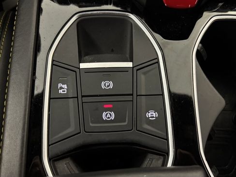 Used 2019 Lamborghini Urus AWD/4WD image 30