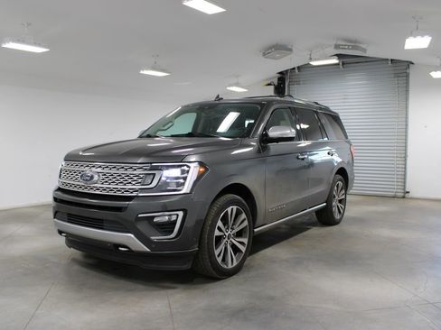 Used 2021 Ford Expedition Platinum image 4