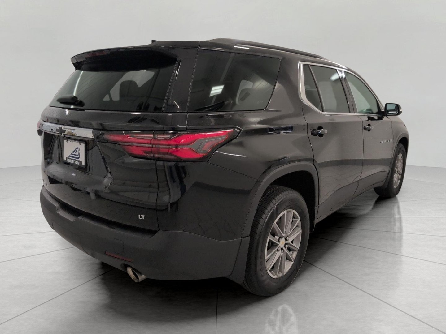Used 2023 Chevrolet Traverse LT AWD/4WD image 20