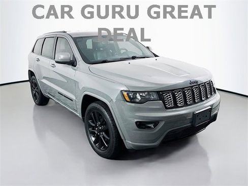 Used 2020 Jeep Grand Cherokee Altitude image 1