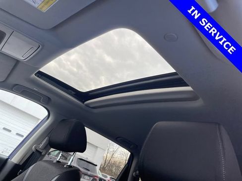 Used 2025 Honda CR-V EX image 17