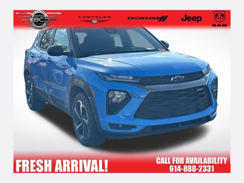 Used 2023 Chevrolet TrailBlazer RS w/ Sun and Liftgate Package AWD/4WD image 1